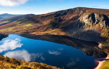 Wicklow and Glendalough Private Chauffeured Sightseeing Tour