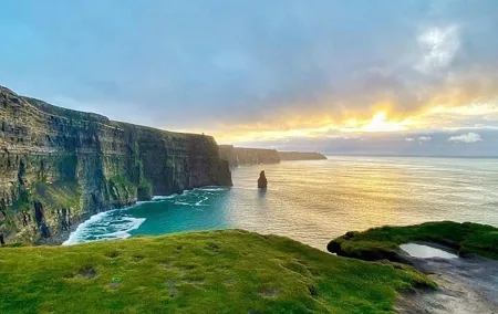 New Private Day Tour to Cliffs of Moher from Dublin
