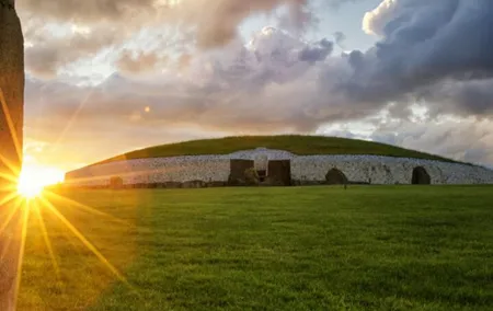 Newgrange Private Chauffeur Day Tour from Dublin