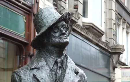 James Joyce Ulysses Bloomsday Walking Tour with Expert Guide
