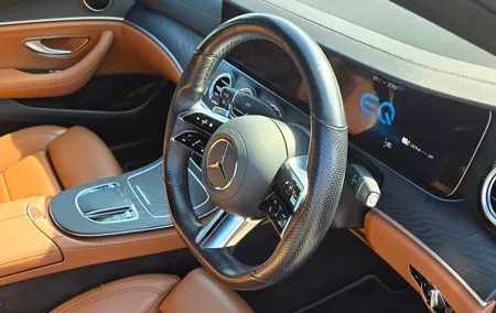 Premium Mercedes E-Class Transfer – Dublin Airport to City Centre