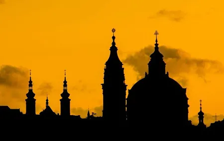 Legends of Prague – Castle, Strahov Library, Beer and Treasure