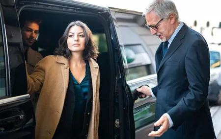Private transfer from Charles DE Gaulle Airport CDG to Paris