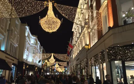 Festive Delights 3 Hour Stroll Through Dublin's Christmas Magic