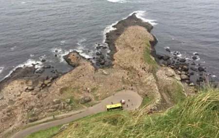 Giants Causeway and Belfast 2 Days with Private Chauffeur Tour