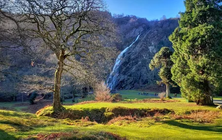 Glendalough and Wicklow Mountains Tour from Dublin