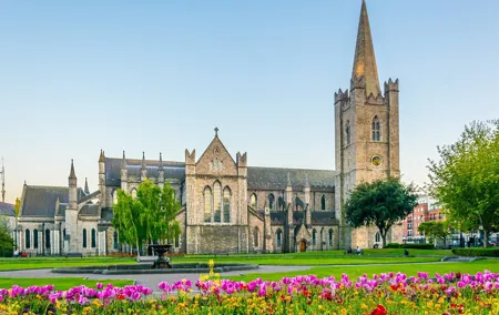 Jewish Dublin Private Walking Tour with Optional Transfers