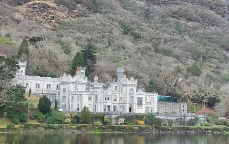 Kylemore Abbey, Connemara and Sky Road Private Tour from Galway