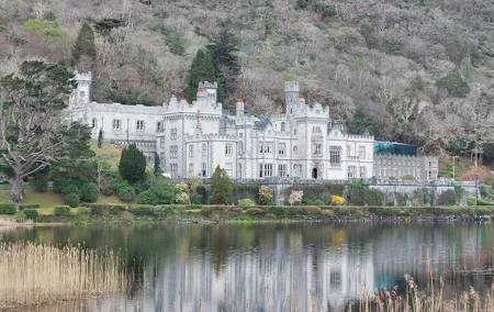 Kylemore Abbey, Connemara and Sky Road Private Tour from Galway