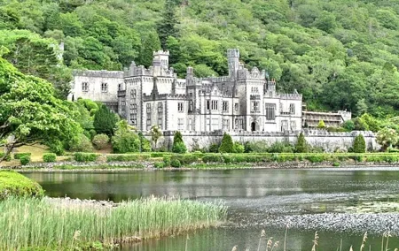 From Galway: Private Connemara, Kylemore Abbey & Castles Day Tour