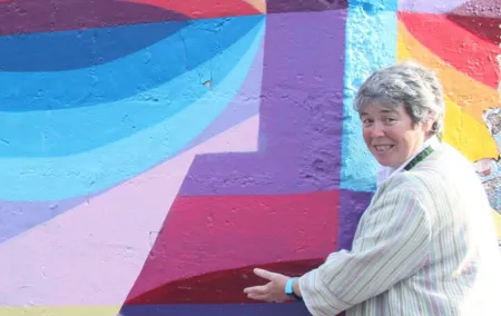 Outdoor Walking Tour in Wonderful Walls of Galway City