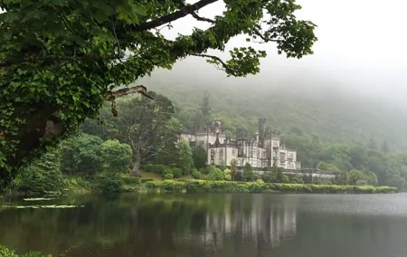 Private Connemara and Cong Day Tour with Kylemore Abbey