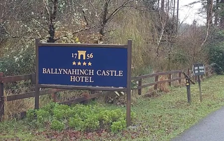 Ballynahinch Castle to Shannon Airport Premium Car Service