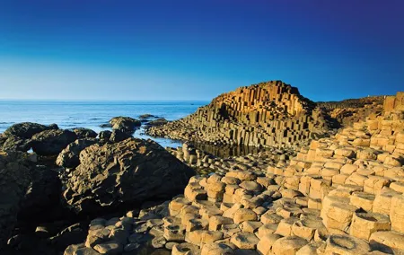 Guided Day Tour of Giant's Causeway from Belfast by Comfortable Coach
