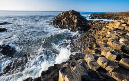 Giant’s Causeway and Titanic Experience from Belfast Port