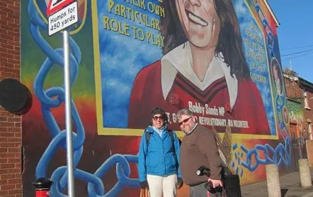 Official World Famous Belfast Taxi Tour ™