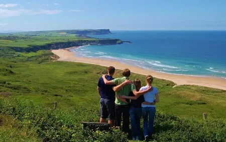 Giant's Causeway Private Tour from Belfast in Luxury Mercedes