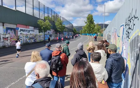 Belfast Troubles Tour: Walls and Bridges