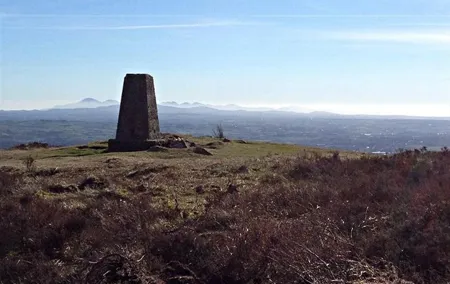Belfast Private Guided Mountain Trekking Tour