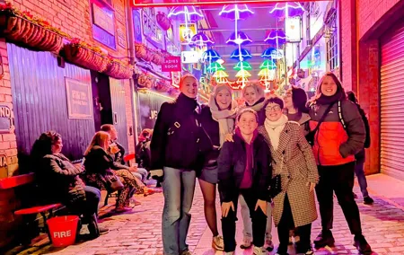 The Story of Belfast walking tour with a local guide