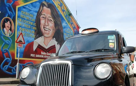 Belfast Famous Black taxi political mural peace wall tour 2 hour