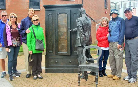 Guided Belfast Sightseeing Tour with Transport 1-7 people 4 hours