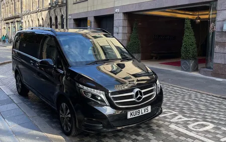 Luxury Belfast to Dublin Transfer