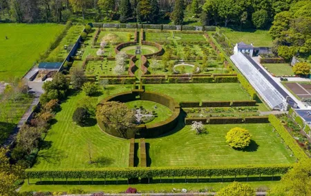 Private Tour - Irish Walled Garden, Nature & Giants Causeway