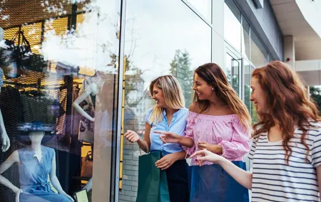 Private Shopping Tour from Belfast to The Boulevard - Banbridge