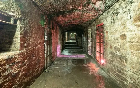 Underground Vaults Walking Tour in Edinburgh Old Town