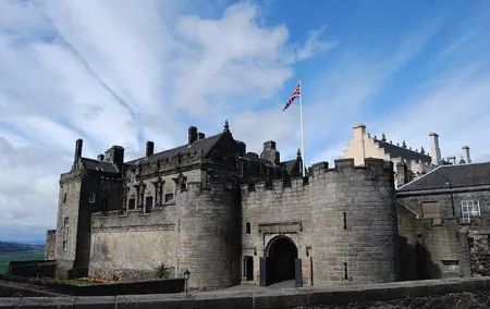 Edinburgh: Loch Lomond, Stirling Castle and the Kelpies Day Tour