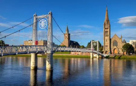 Edinburgh: Loch Ness, Inverness & The Highlands - 2 Day Tour