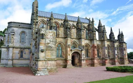 Rosslyn Chapel and Scottish Borders Small-Group Day Tour from Edinburgh