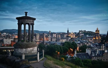 Private Walking Tour: Edinburgh Highlights, including entry to Edinburgh Castle