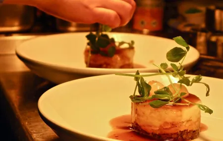 Edinburgh Private Walking Food Tour With Secret Food Tours