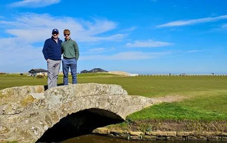 Privately Guided St Andrews & Fife Day Tour in Luxury Minivan