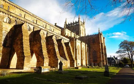 Private St Andrews, Dunfermline and Fife Day Tour from Edinburgh