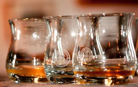 4-Day Islay & Whisky Tour Including Admissions from Edinburgh