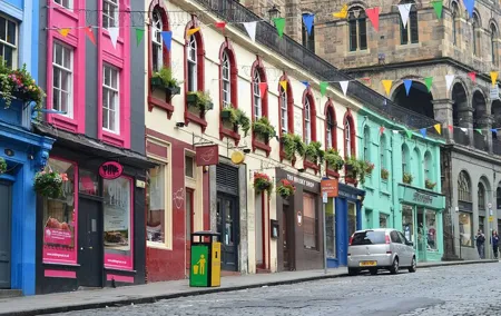Secrets of the Royal Mile: Private 2.5-hour Walking Tour