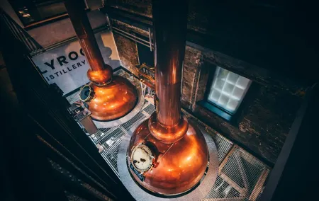 Edinburgh: Holyrood Distillery 'Journey to Whisky' Tour & Tasting