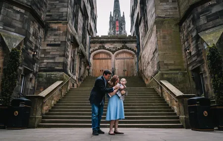 Private Photoshoot with Views of World Famous Edinburgh Castle