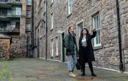 Treasures of Edinburgh: Ghosts, Myths & Legends Private Tour