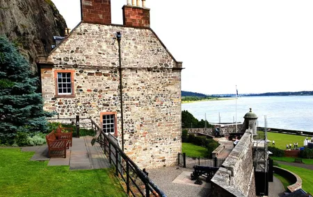 Loch Lomond, Dumbarton and Stirling Castle, Private Tour