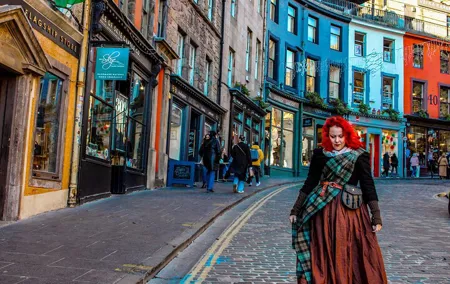 Magical Walking Tour in Edinburgh