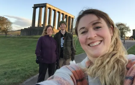 Edinburgh Highlights & Hidden Gems: Private Tour with a Local