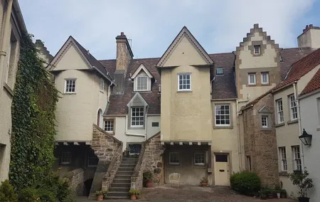 Private Edinburgh & Rosslyn Chapel Tour