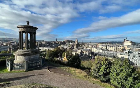 Edinburgh City 4 Hour Private Guided Taxi Tour