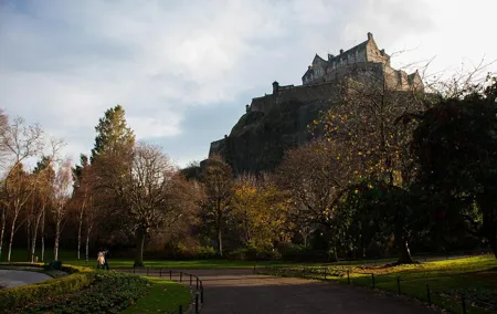 Edinburgh City Centre Private and Personal Half Day Driving Tour