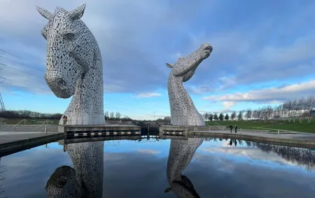 New Lanark & the Kelpies : Private Day Tour from Edinburgh
