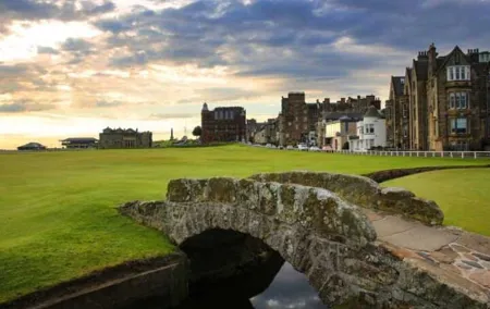 Private Driving Tour to St Andrew's and Fishing Villages of Fife